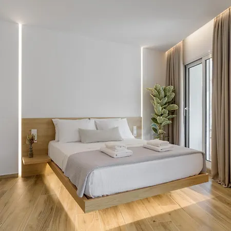 Sunny Loft With Plunge Pool דירה